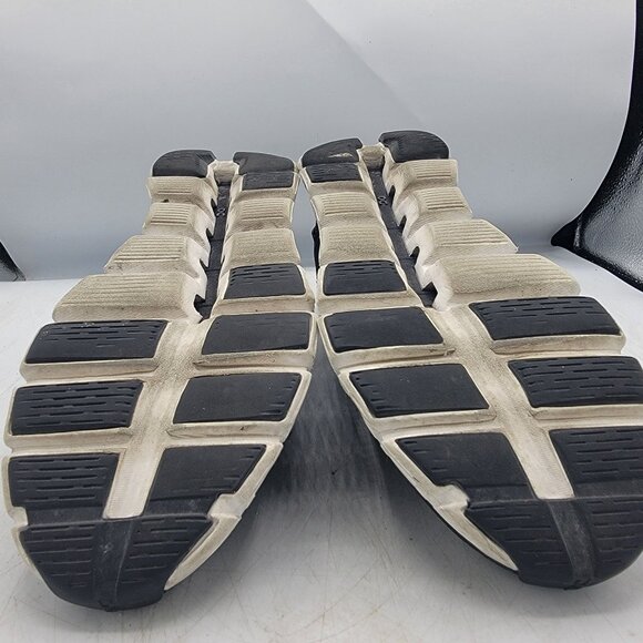 On Cloud 5 Womens 8.5 Black Shoes Athletic Outdoors Walking Lightweight Running - Picture 12 of 14